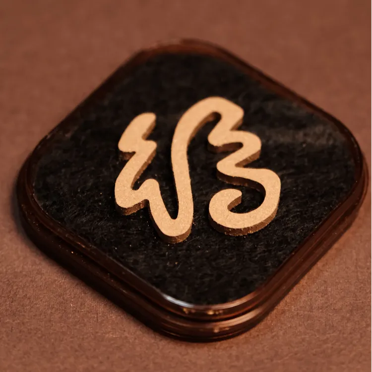 【福字香】香港虫漏+虎斑奇楠福字香片无粘粉