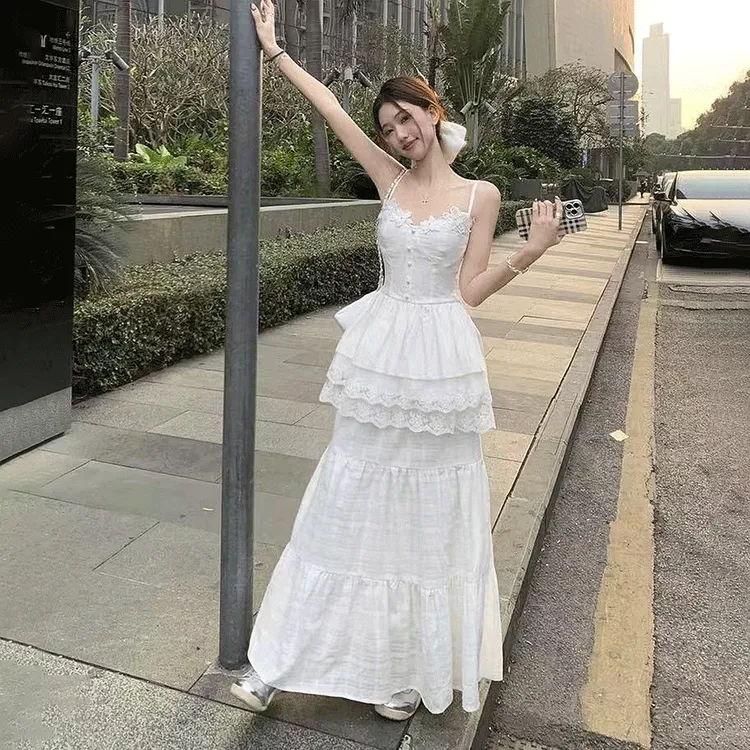 法式小众设计感套装女白色蕾丝拼接荷叶边吊带高腰A字百搭长裙子