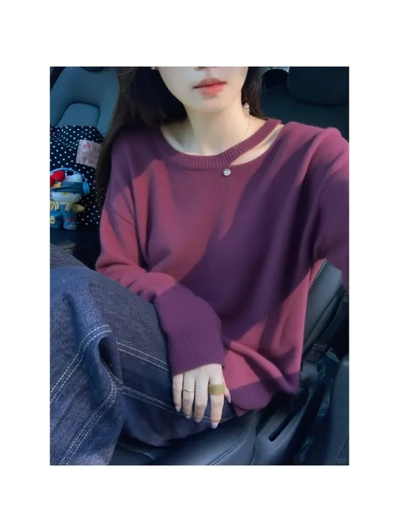 韩系慵懒风松弛感宽松显瘦毛衣上衣秋冬紫红色不规则镂空针织衫女