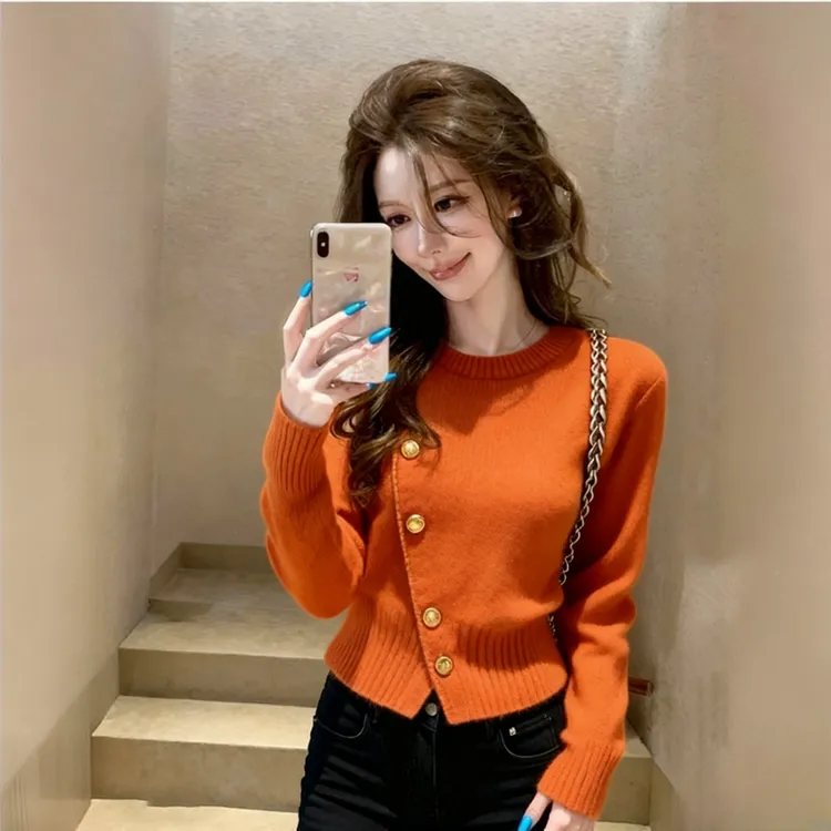 软糯毛衣女冬绝美巨好看轻奢高端设计感气质掐圆领橘色针织衫上衣