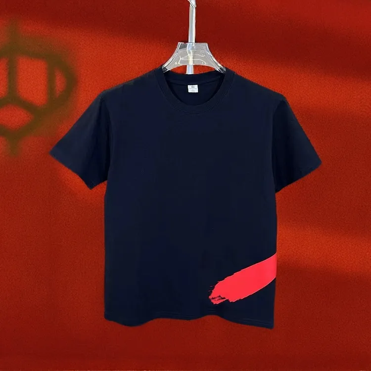 2025年新款春季男士休闲运动百搭不过时宽松版型短袖T袖圆领经典