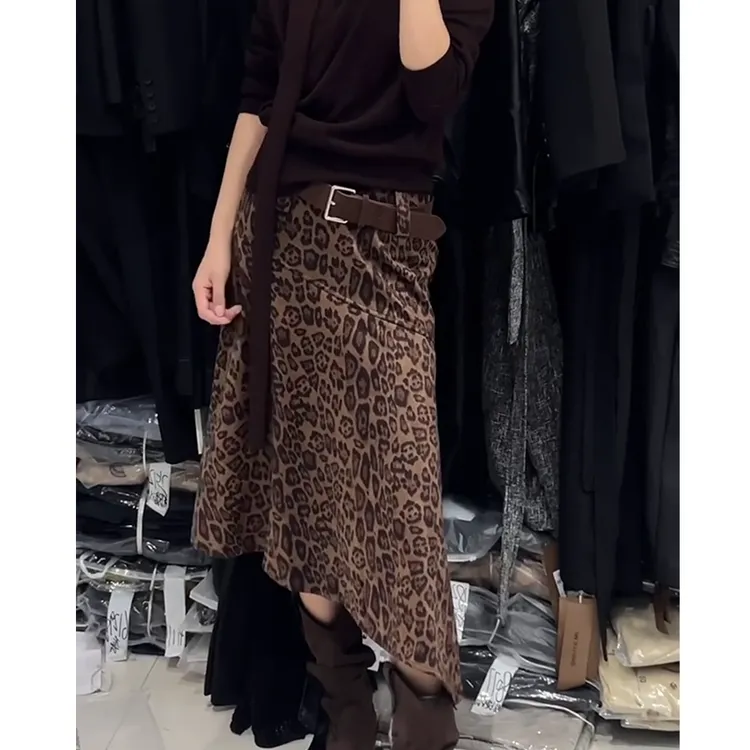 复古时髦豹纹高腰半身裙女2025新款显瘦松紧腰半裙包臀a字裙中裙
