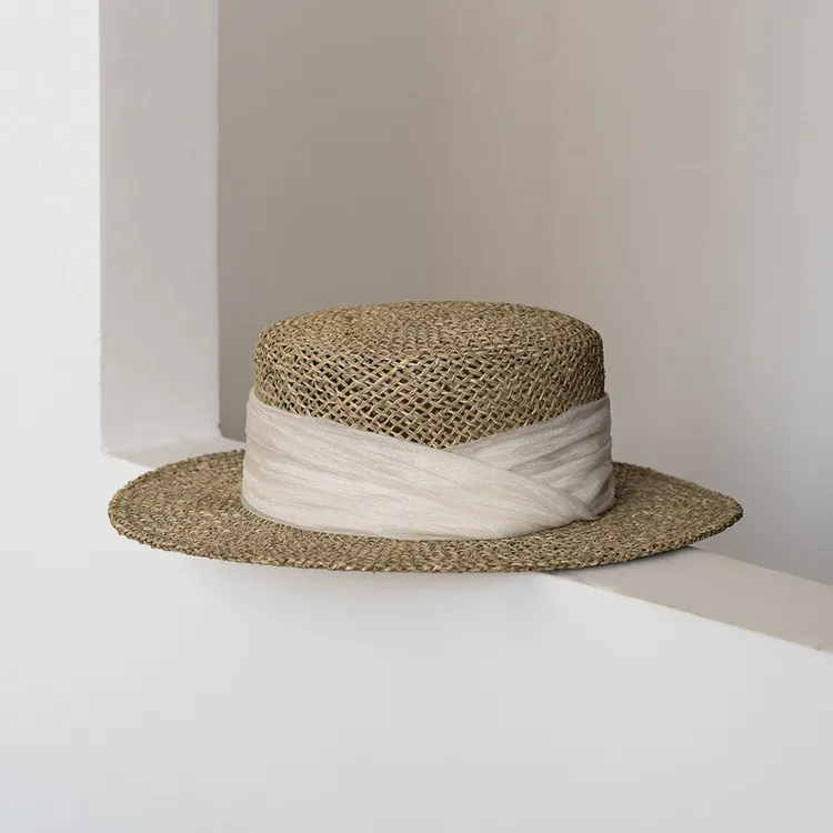 疯帽子2025春夏草帽天然咸水草镂空平顶帽复古遮阳帽子女逛街洋气