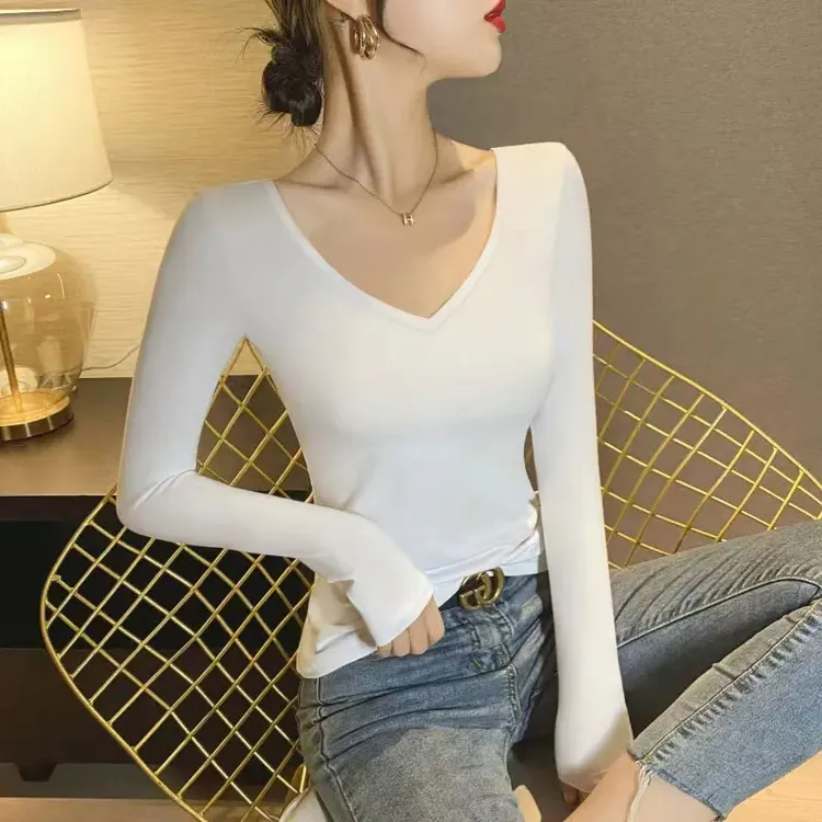 黑色长袖t恤女2026秋季修身v领洋气内搭鸡心领低领打底衫上衣百搭