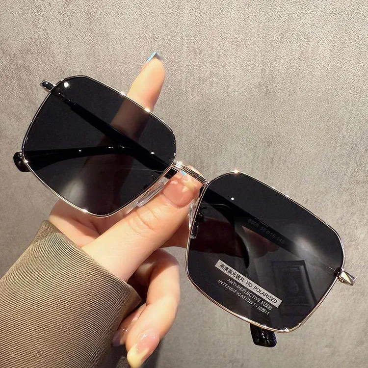 2026新款高级感复古港风大框墨镜男女款开车专用偏光太阳眼镜显瘦