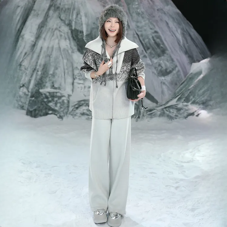 溶溶【璀璨星空】RONGRONG 高领撞色亮片慵懒氛围感针织套装 24S334