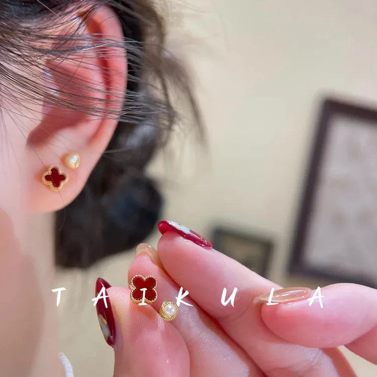 红色幸运草珠珠耳钉女四件套精致百搭耳环2025新款爆款高级感耳饰