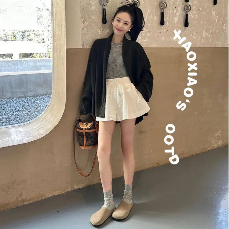 气质韩系休闲纯色内搭常规夏季松紧腰短裤显瘦毛针织衫开衫外套女