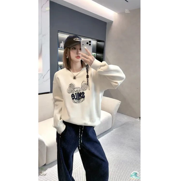 熙薇【米奇】2025秋冬新款时尚百搭印花休闲宽松卡通卫衣H6003