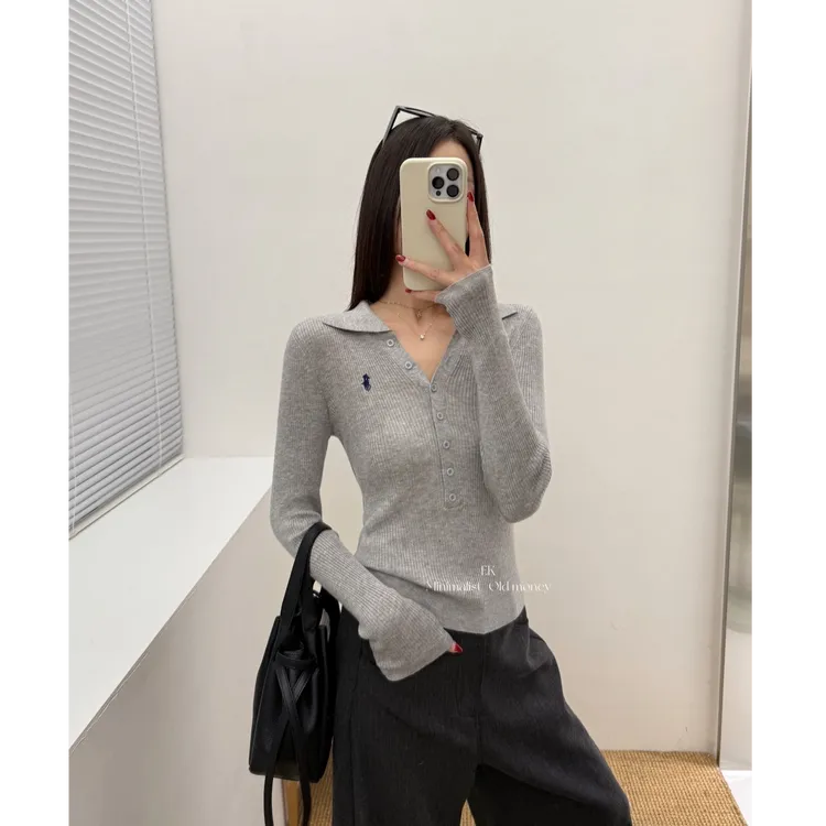 EK新款老钱风排扣翻领羊毛针织衫女秋季新款修身显瘦刺绣上衣1215