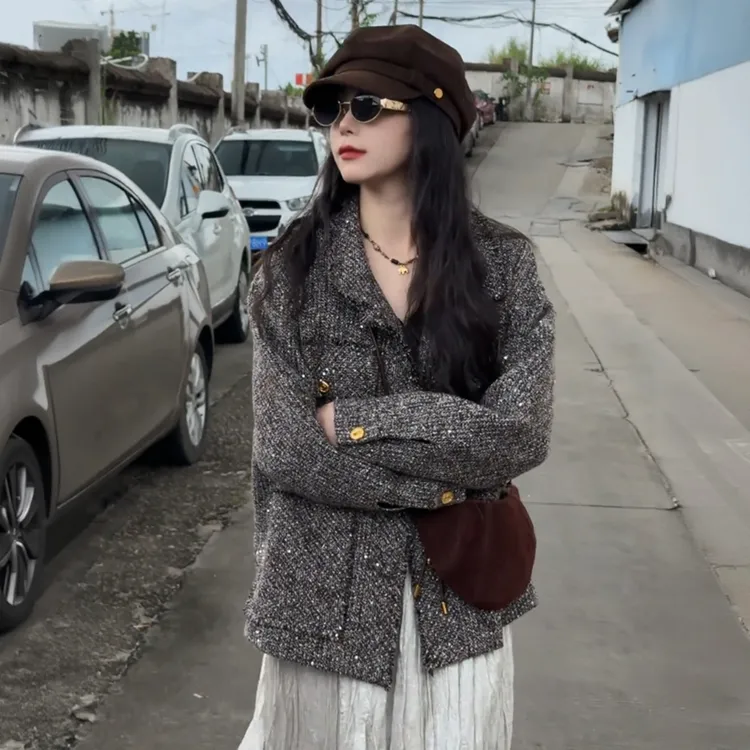 奥顿思兰迪秋季新款千金风小香风深灰小个子正肩休闲百搭外套女款