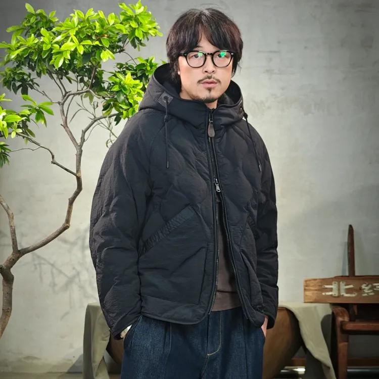 青原北纬三十度男士秋冬痞帅复古户外通勤休闲葫芦纹外穿连帽羽绒服