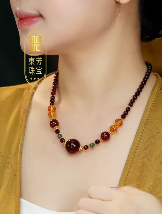 東芳珠宝-(直播间福利)缅甸天然血珀项链琥珀项链锁骨链缅甸琥珀