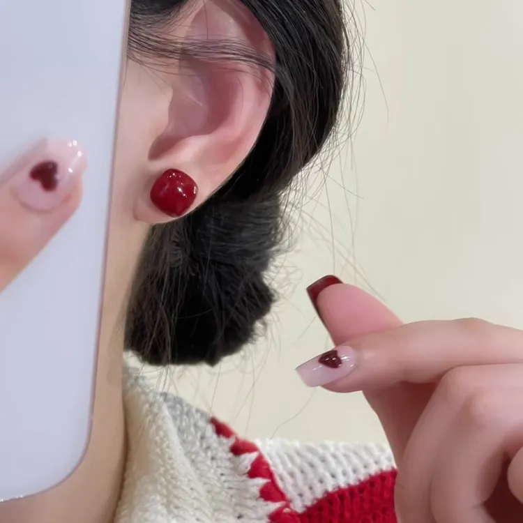 925银耳饰 S925银针安可拉红耳钉新款爆款复古耳环红色气质百搭