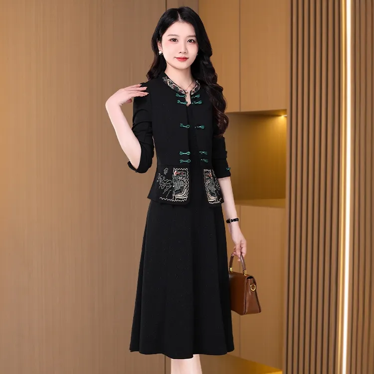 广州十三行女装爆款连衣裙春秋轻奢高级感品牌国风新中式两件套装