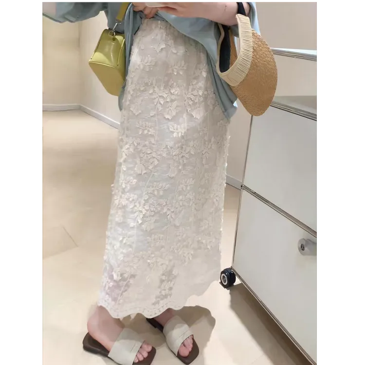 2025早秋季新款白月光裙韩系精致蕾丝半身裙高腰纯色中长款直筒裙