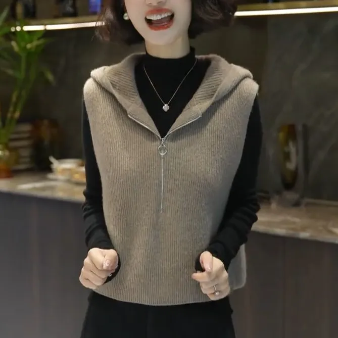 [工厂直销套装]秋冬慵懒风半高领打底衫连帽针织叠穿马甲X87+H026