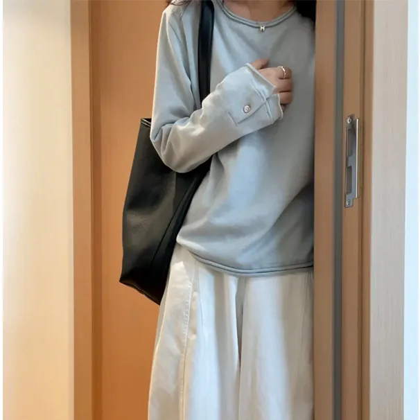  韩系慵懒风设计感蓝色长袖T恤女秋季宽松休闲百搭打底衫内搭上衣