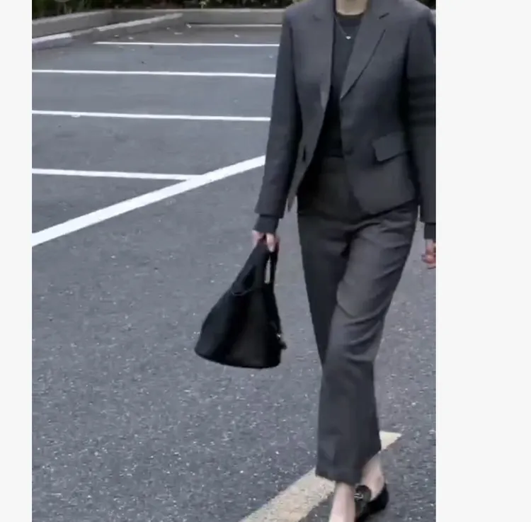 时尚潮流百搭精品女装dgd5494