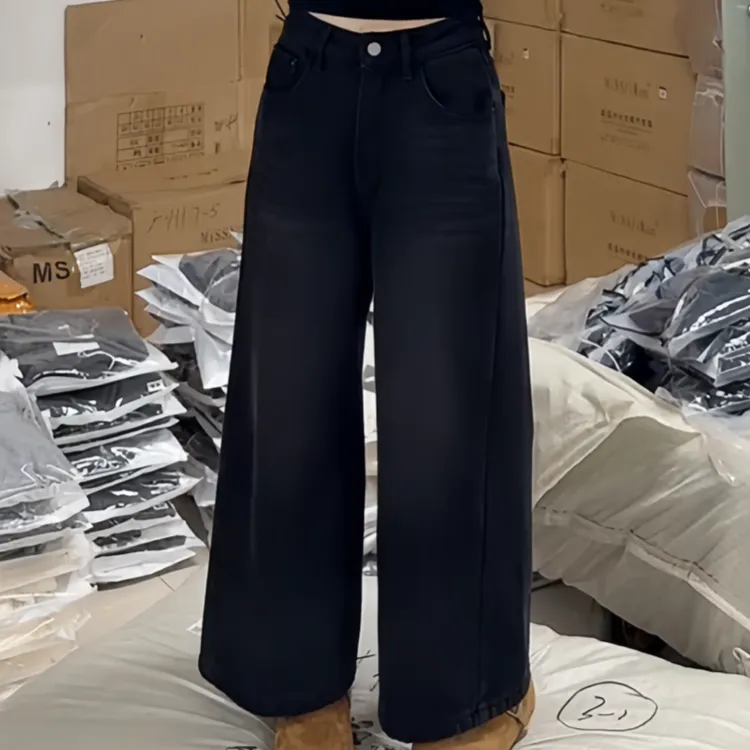 复古极简加绒时尚牛仔裤秋冬胖mm梨形身材宽松高腰显瘦直筒阔腿裤