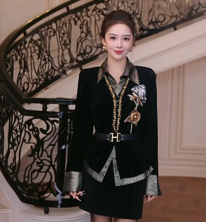 【芙娜妮】2025衬衫polo领腰带长袖收腰洋气轻奢刺绣女装F2531187A