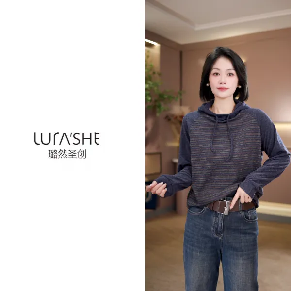 【璐然圣创】百搭减龄条纹连帽T恤6139