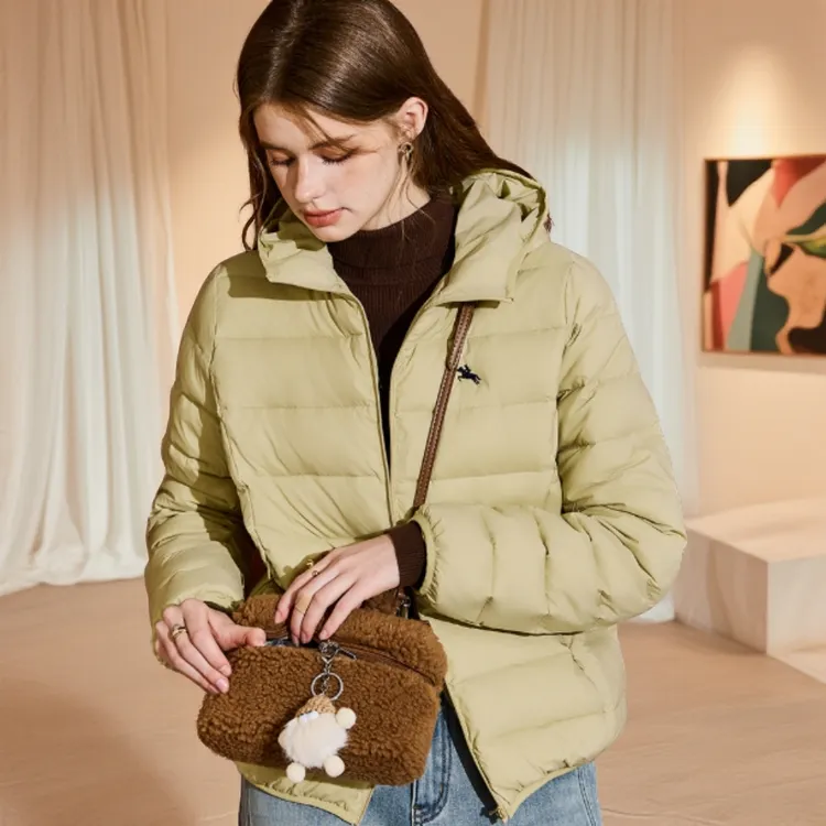 【95白鸭绒】库恩玛维刺绣连帽排骨羽绒服女2025冬季新款百搭外套