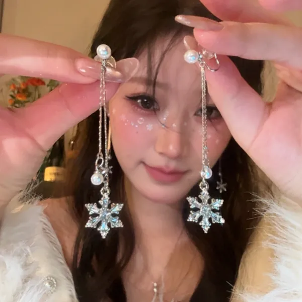 锌合金耳饰 秋冬雪花流苏耳钉圣诞新年氛围感耳饰甜美长款耳环