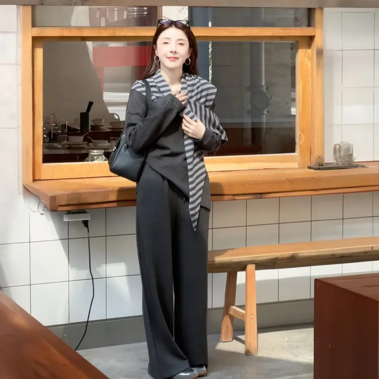 2025秋季韩版时尚气质条纹披肩V领纯色卫衣高腰阔腿裤三件套女