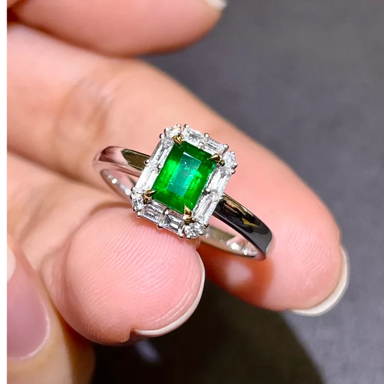 18K金钻天然vivid green祖母绿戒指复古气质