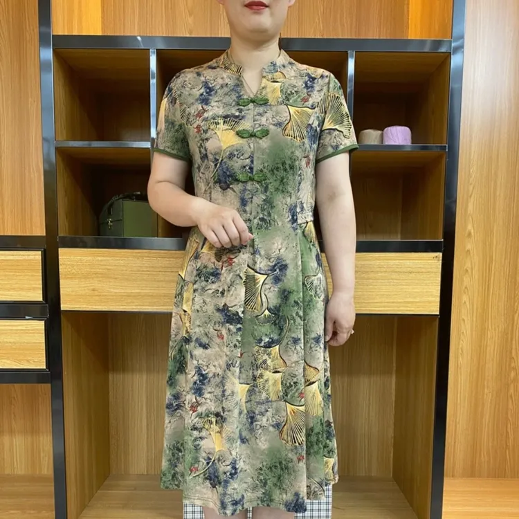 高档连衣裙女短袖时尚盘扣夏季新款显瘦花色遮肉中老年妈妈装裙子