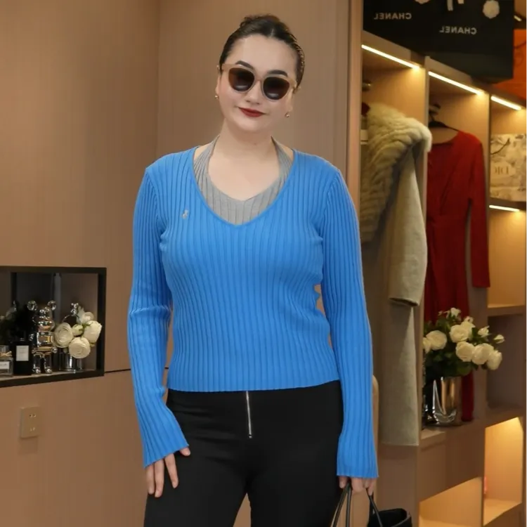 秋冬撞色假两件挂脖针织修身显瘦毛衣针织衫