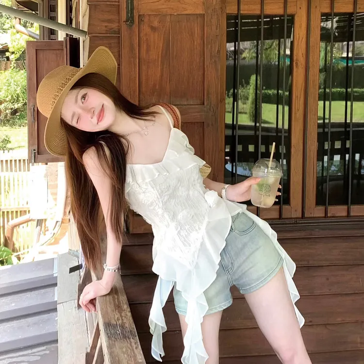 山茶白日梦/立体花不规则飘带设计度假吊带上衣