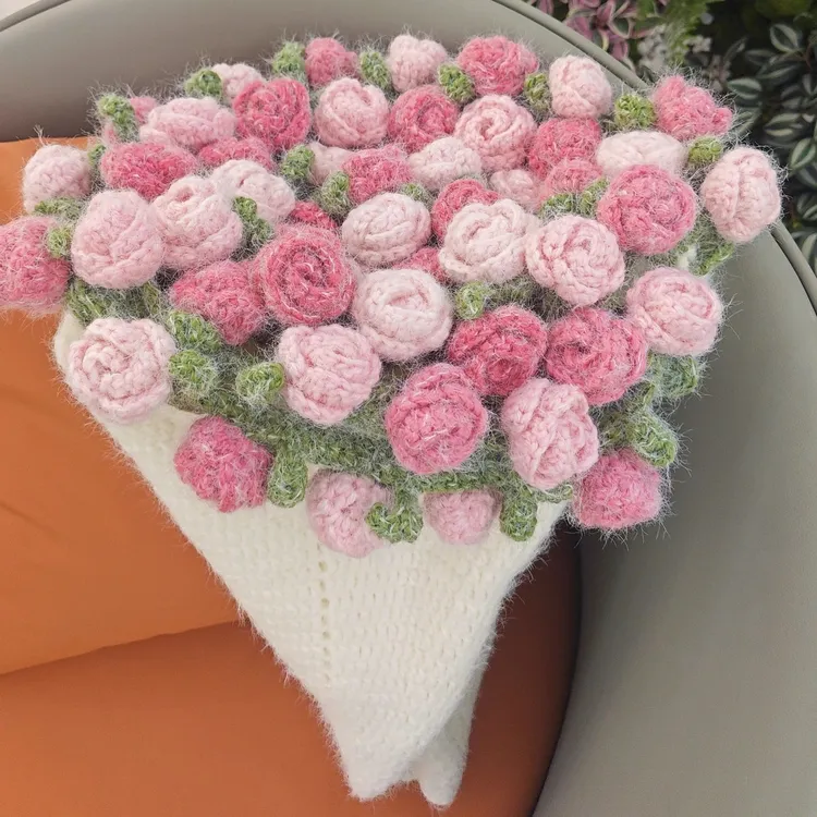 花束毯子鲜花毯子手工编织材料包钩织线材包渐变蛋糕线diy带教程