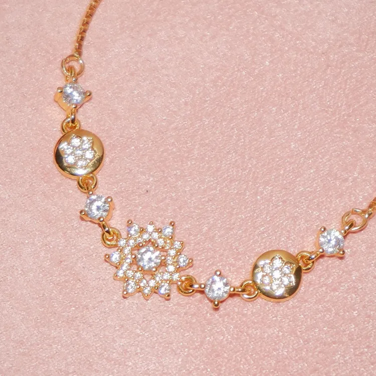 钛钢锆石手链 日韩法式雪花女几何千金风精致设计感镶钻手链