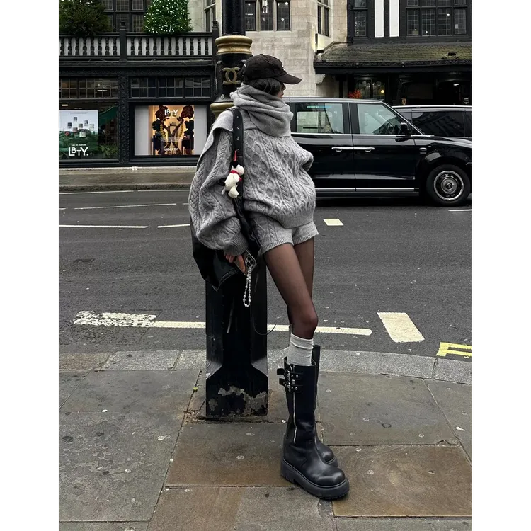 欧美慵懒风小众麻花圆领毛衣套装女装秋冬针织上衣短裤围巾三件套