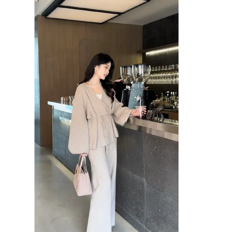 （运补6元）秋季慵懒风针织套装女开衫外套阔腿裤两件套无扣设计款