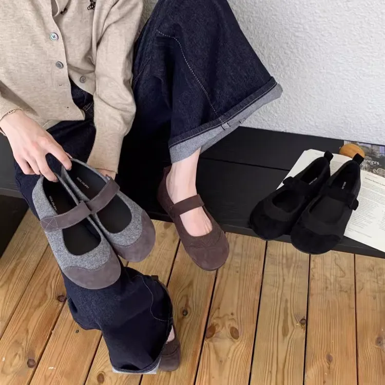法式复古磨砂皮拼接玛丽珍单鞋女2025秋季新款平底魔术贴浅口单鞋