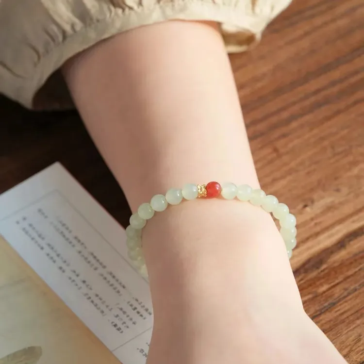 天然和田玉女南红手串款百搭小众高级感赠送精美礼盒