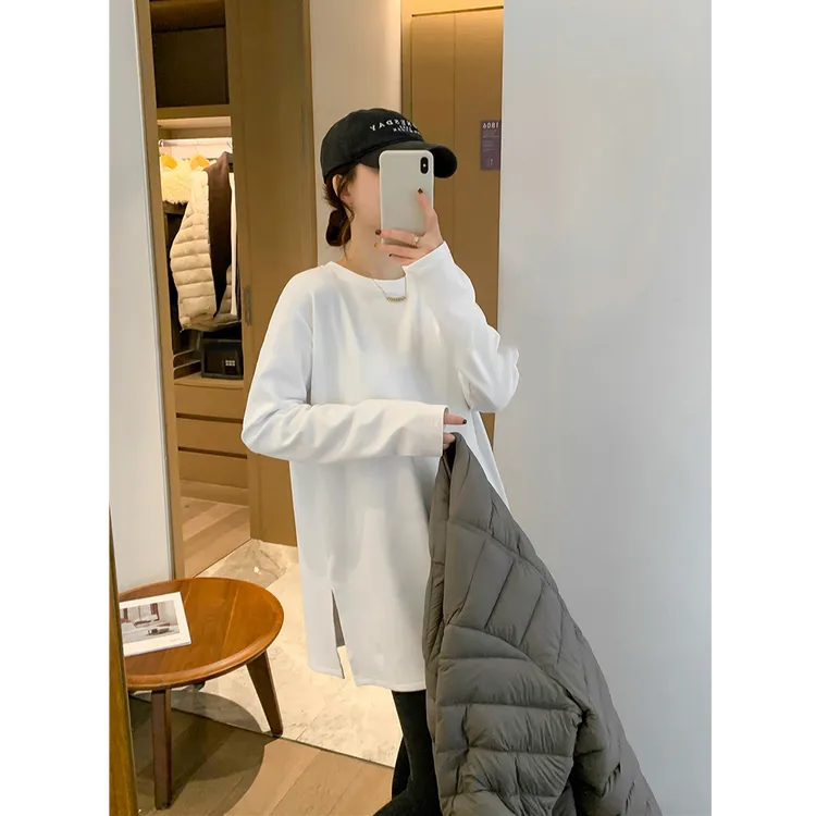 圆领长袖中长款T恤女2025冬季新款宽松打底衫上衣新年战袍打底衫