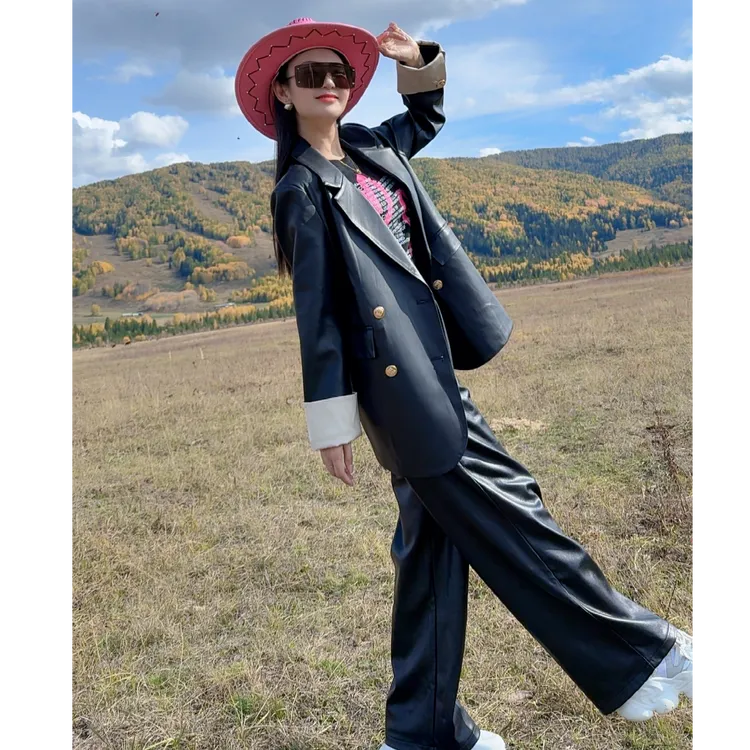 黑色皮衣外套女2025秋季新款韩版西装宽松高级设计感垫肩气质西服