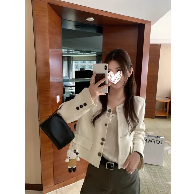 白色无领休闲小香风外套女2025秋季精致高级感短外套夹克D716