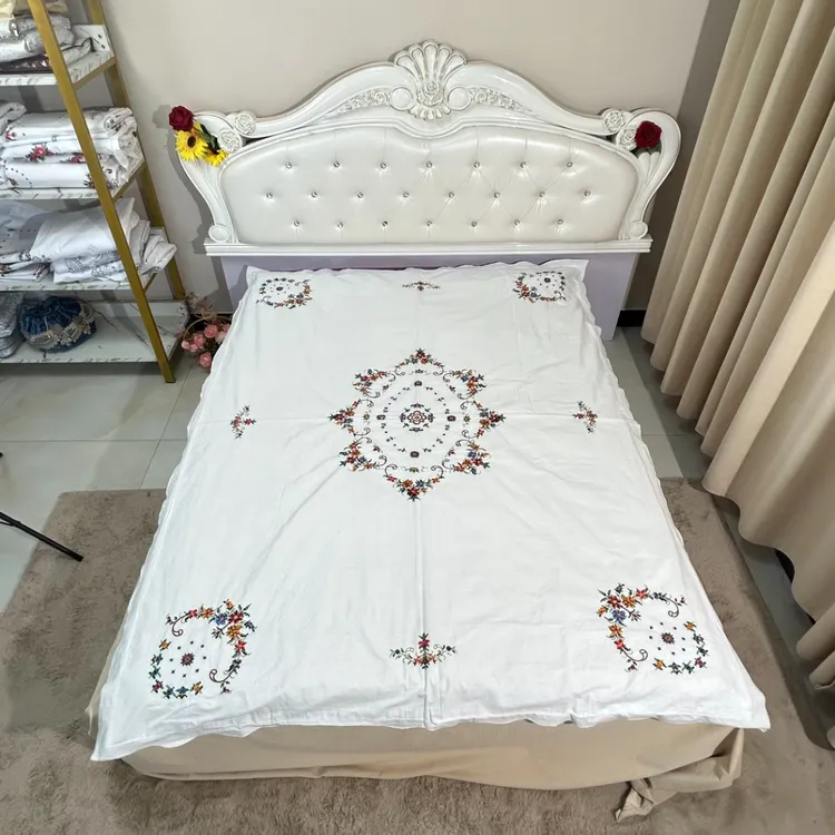 9610-棉布刺绣单人被套-红-YOTKAN