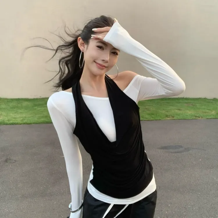 2025新款早秋韩系穿搭脖挂一字肩长袖假两件显瘦修身上衣女设计感