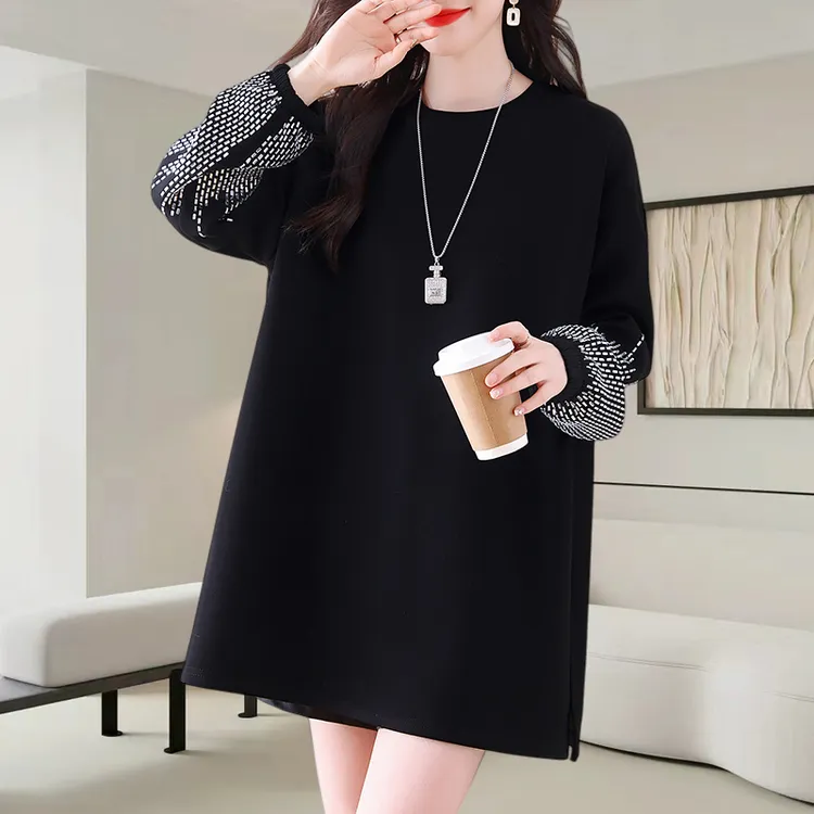 2025秋冬新款女大码中长款圆领长袖卫衣设计感亮钻胖MM遮肉上衣