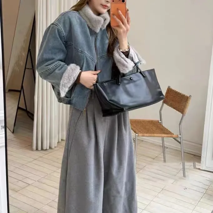 欧货加绒加厚牛仔外套女冬季短款2025新款休闲毛毛拼接棉服派克服