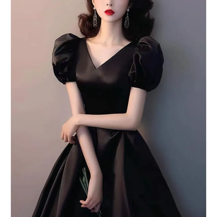 女装连衣裙法式小香风高端精致正式场合长裙感贵气黑色子夏