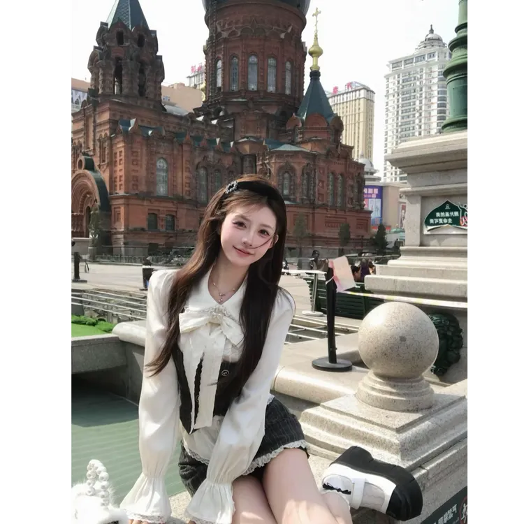 伦敦旧约 秋季新款气质显瘦修身禅意仙气飘飘衬衫背心半身裙套装