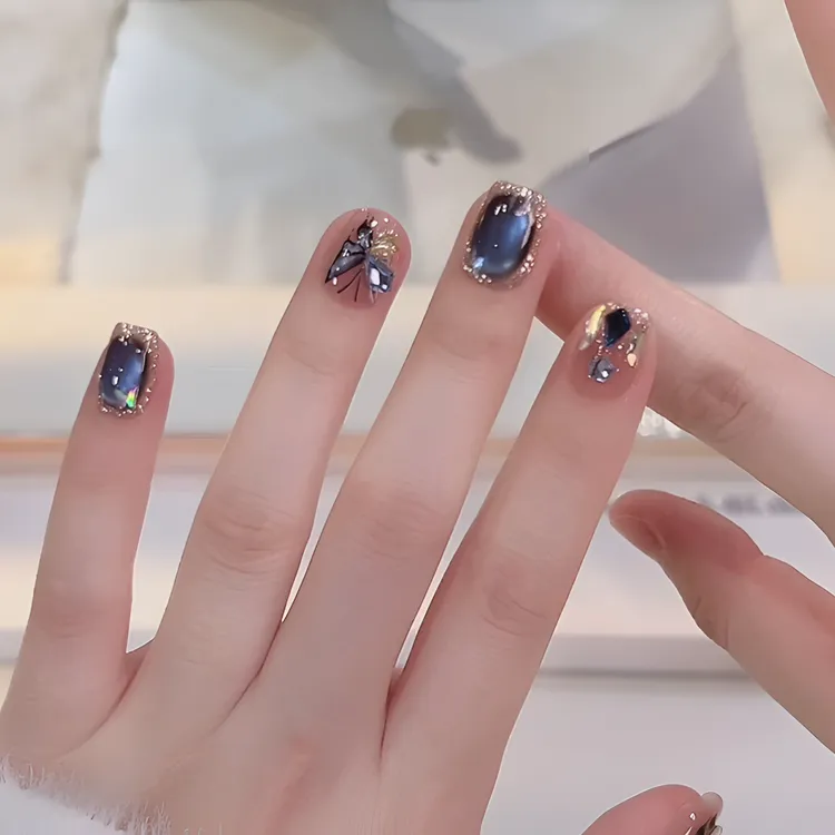 【冰川蓝蝶】爆款冰川蓝玻璃珠猫眼拼钻蝴蝶手工穿戴甲显白百搭美甲