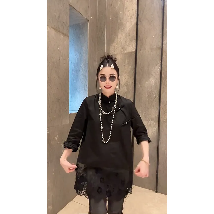 2026新款新中式复古国风蕾丝拼接盘扣设计优雅气质立领长袖衬衫女